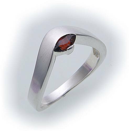 Damen Ring m. Granat in Silber 925 Sterlingsilber Granatring Navette 8579/8GR