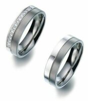 Titanfactory Titan Trauringe TF12 mit Brillant 0.15 ct. Diamant